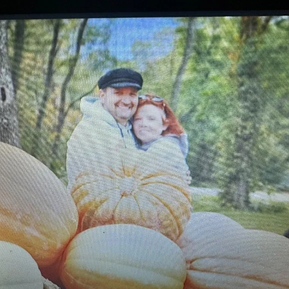 Sharing and selling together - Picture 3 of 5